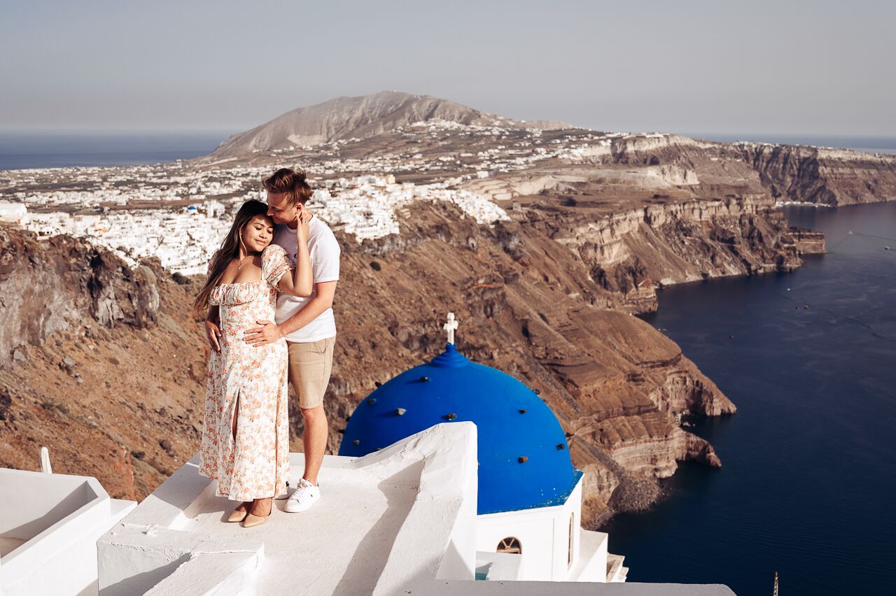 featured photo spot in Santorini for proposals photo shoots gallery