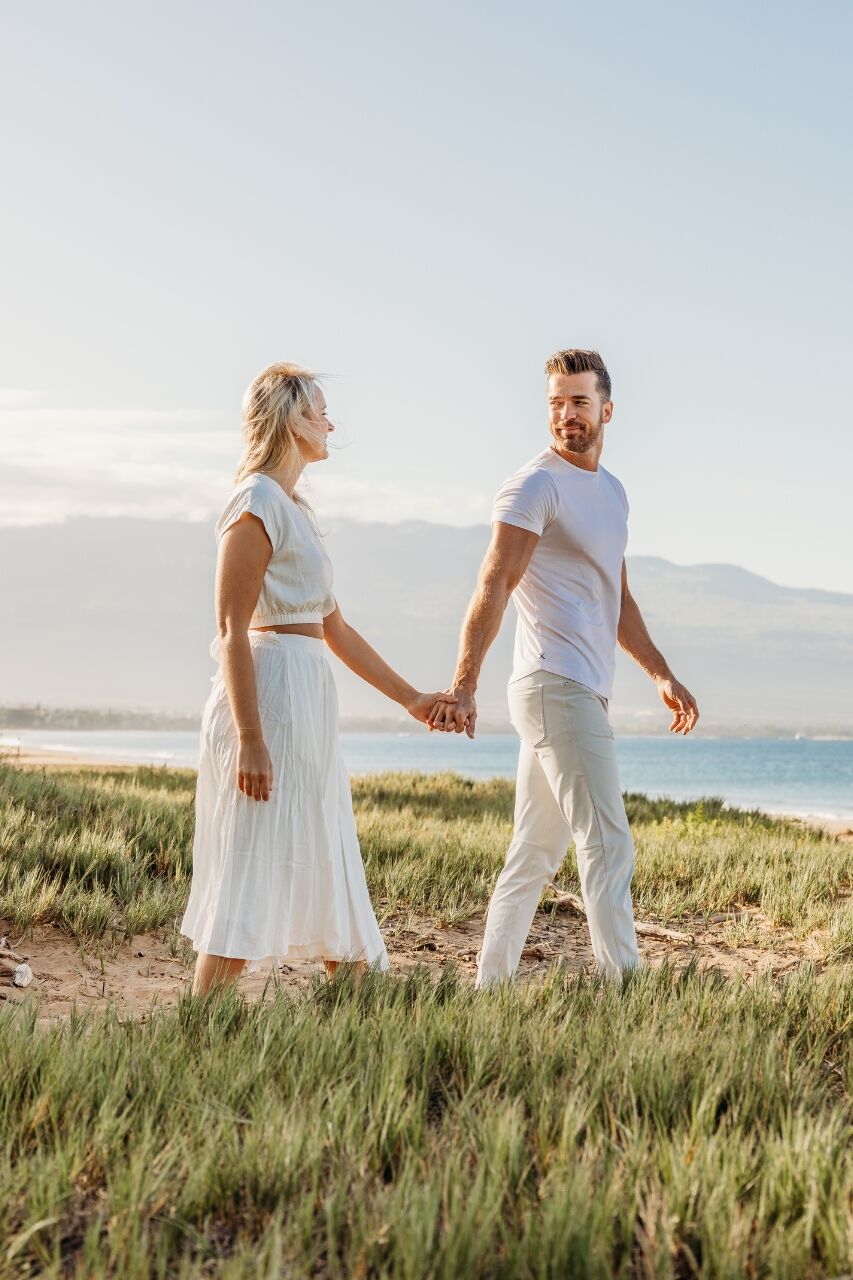 featured photo spot in Maui for proposals photo shoots gallery