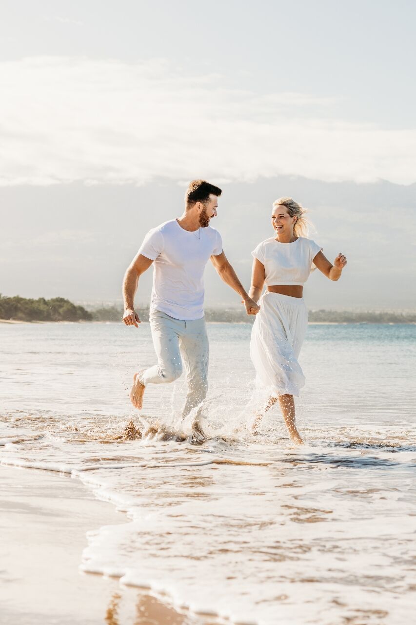 featured photo spot in Maui for proposals photo shoots gallery