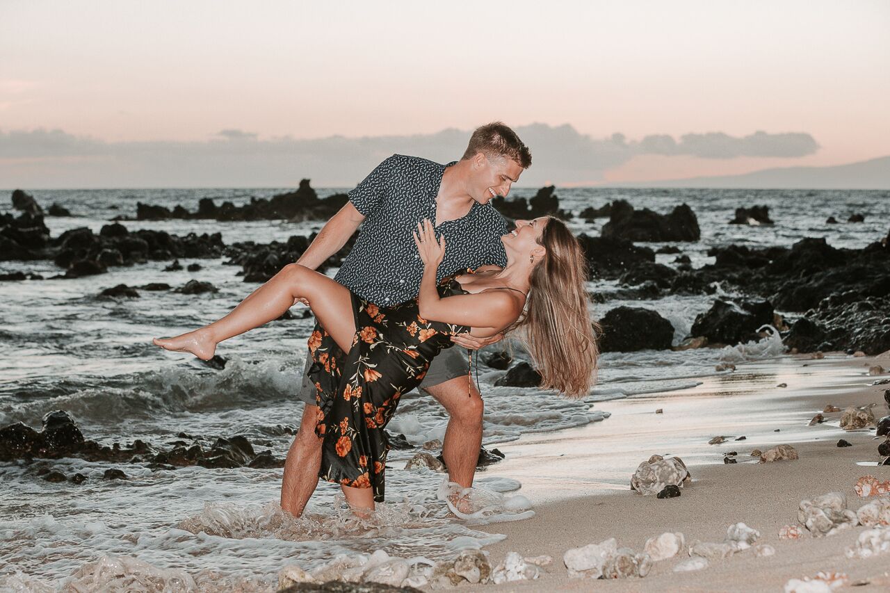 featured photo spot in Maui for proposals photo shoots