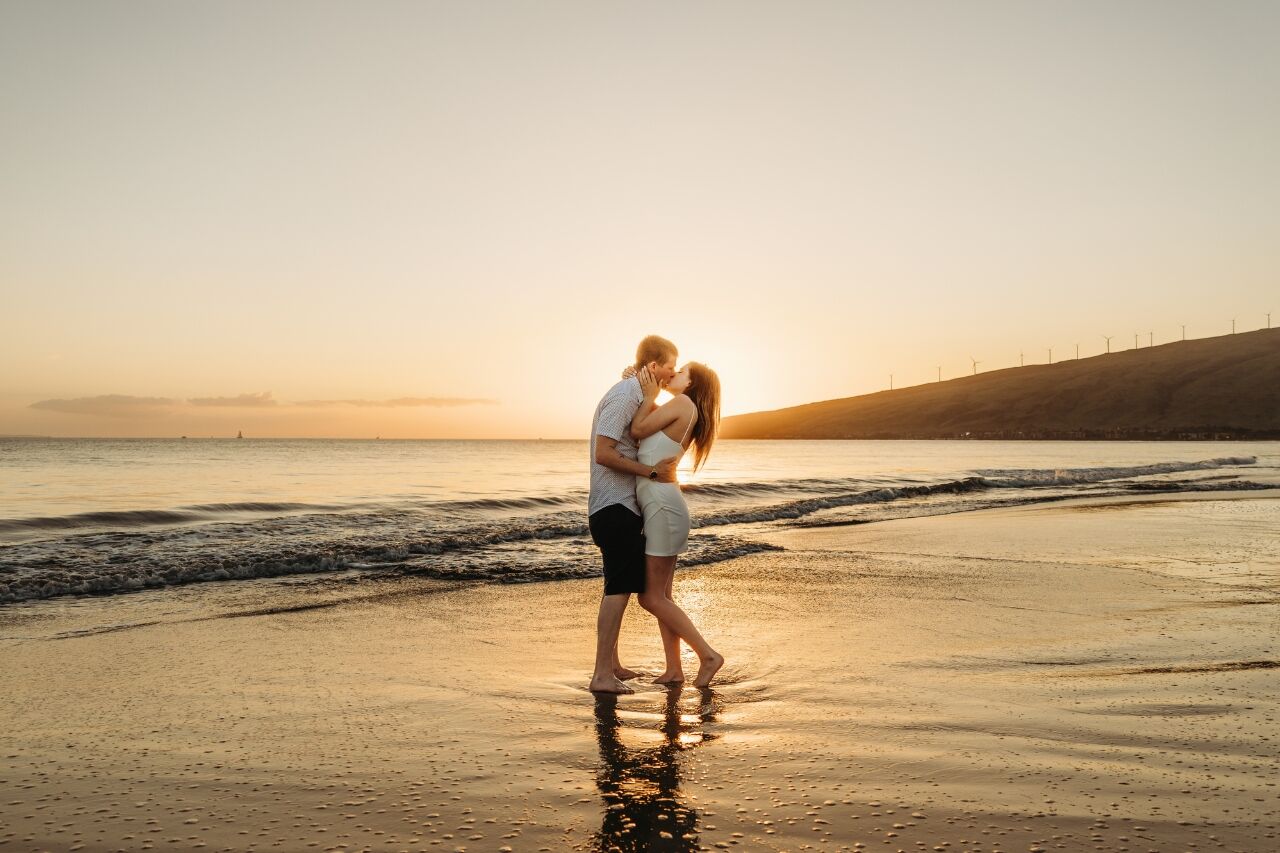book a proposal photo shoot in Maui cta image