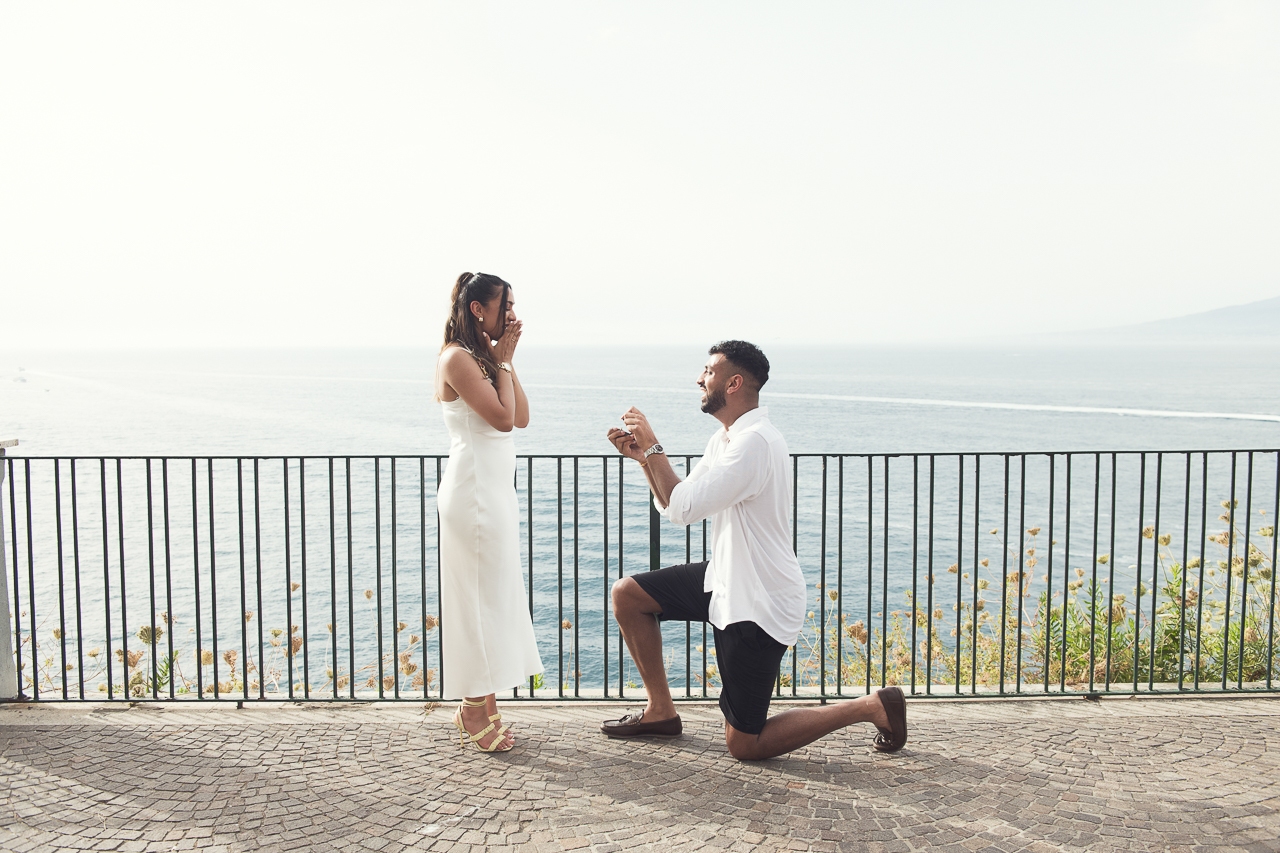 featured photo spot in Sorrento for proposals photo shoots