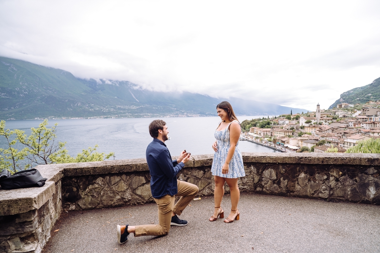 featured photo spot in Lake Garda for proposals photo shoots