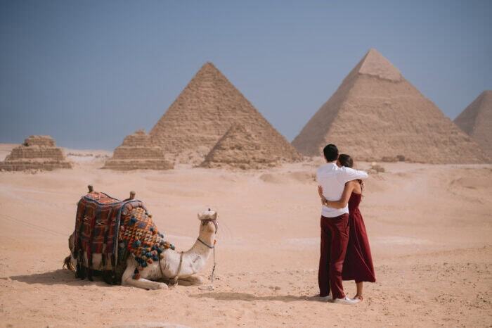local-lens-pyramids-cairo-proposal