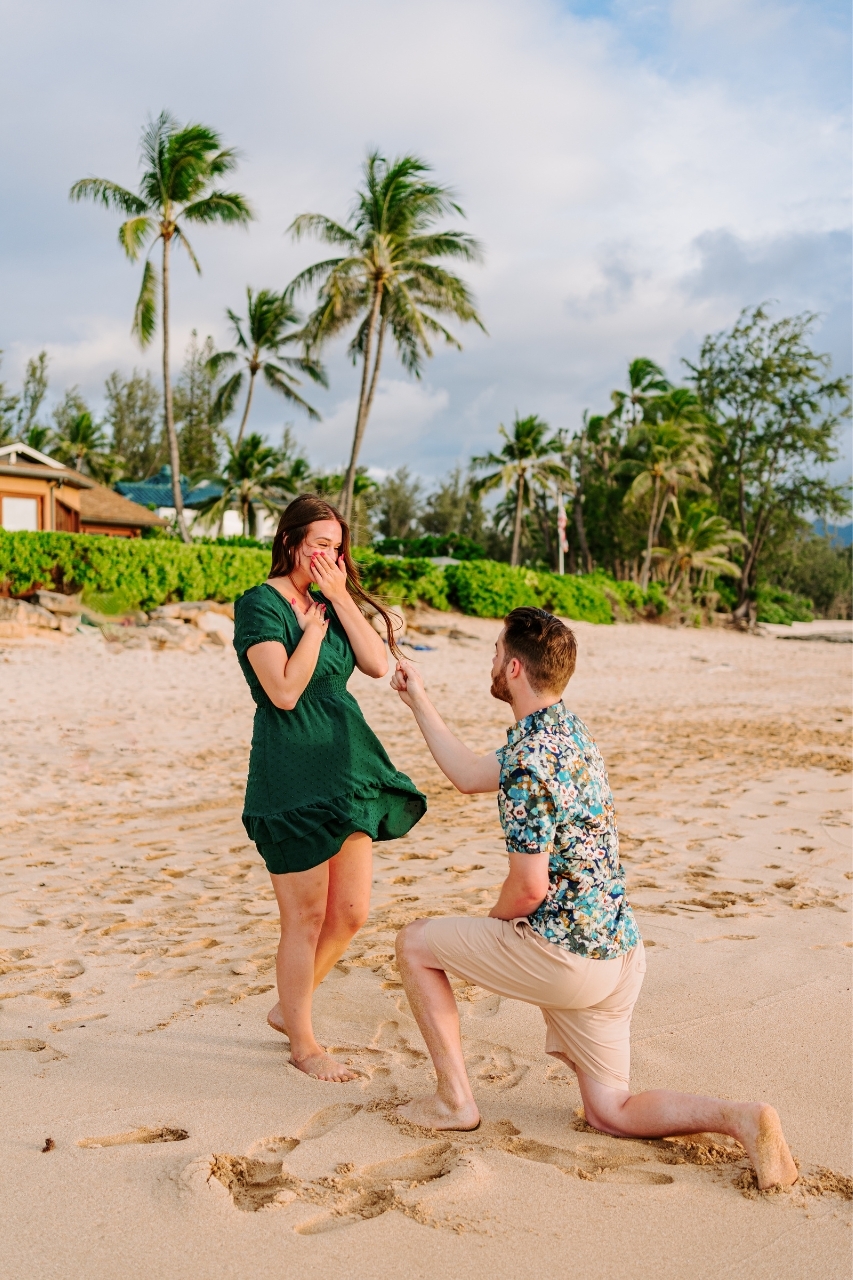 hire a proposal photograhper in Oahu