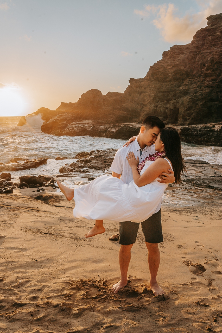 featured photo spot in Oahu for proposals photo shoots gallery