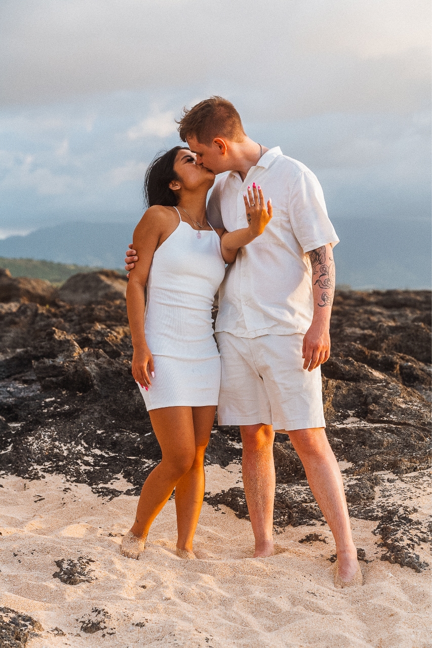 featured photo spot in Oahu for proposals photo shoots gallery