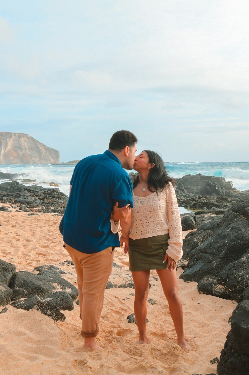 featured photo spot in Oahu for proposals photo shoots gallery