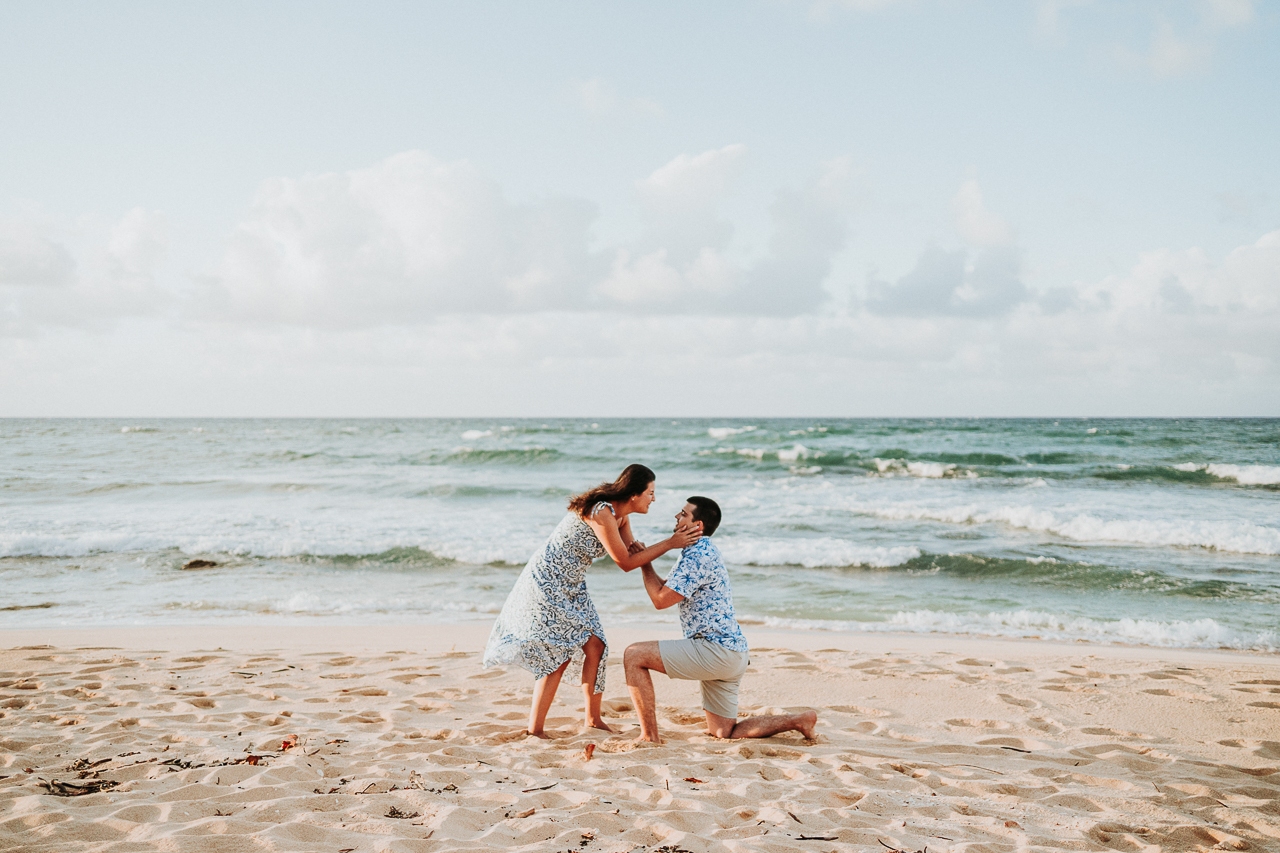 featured photo spot in Oahu for proposals photo shoots