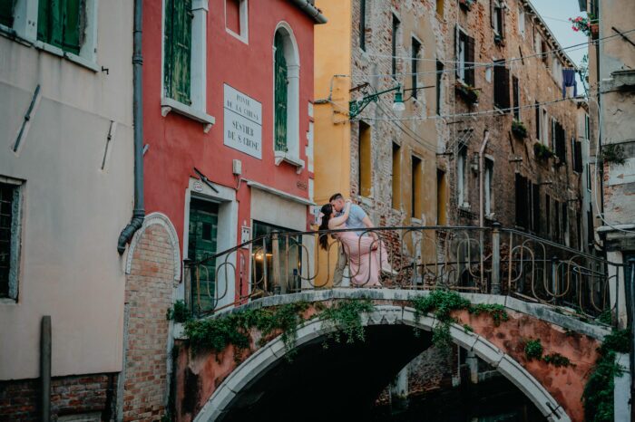 Photography session in Venice captured by a professional local photographer