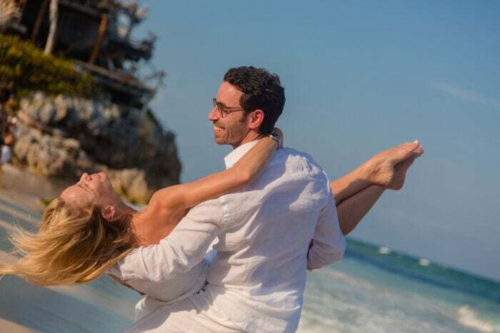local-lens-tulum-proposal