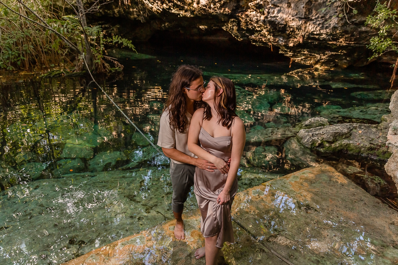 featured photo spot in Cancun for proposals photo shoots gallery