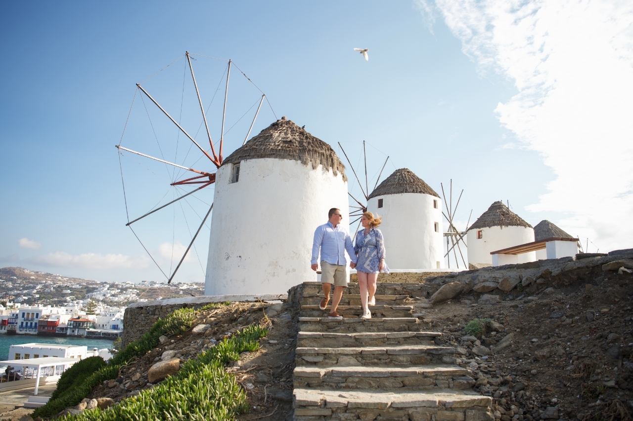 featured photo spot in Mykonos for proposals photo shoots