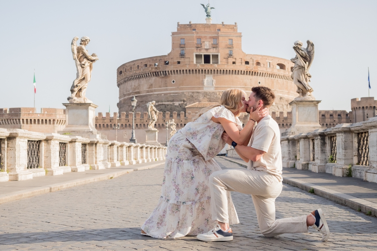 featured photo spot in Rome for proposals photo shoots