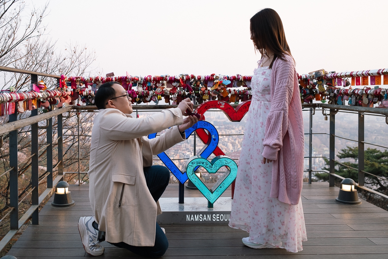 featured photo spot in Seoul for proposals photo shoots