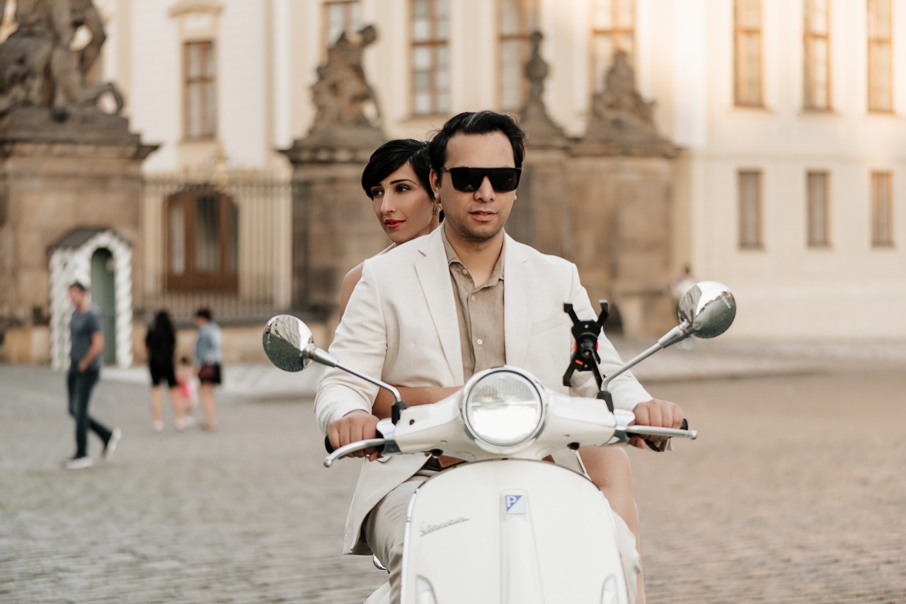 featured photo spot in Prague for proposals photo shoots gallery