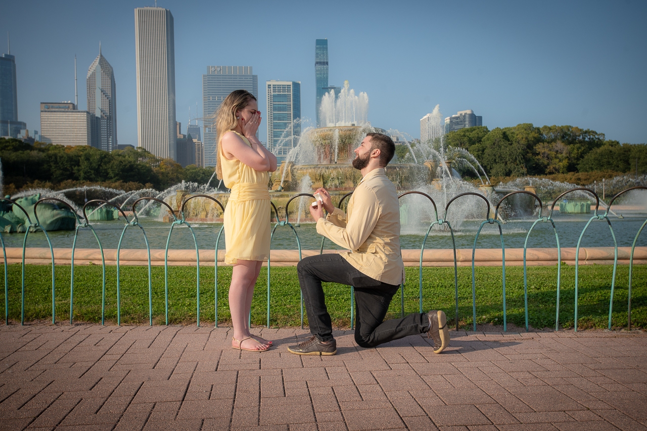 featured photo spot in Chicago for proposals photo shoots