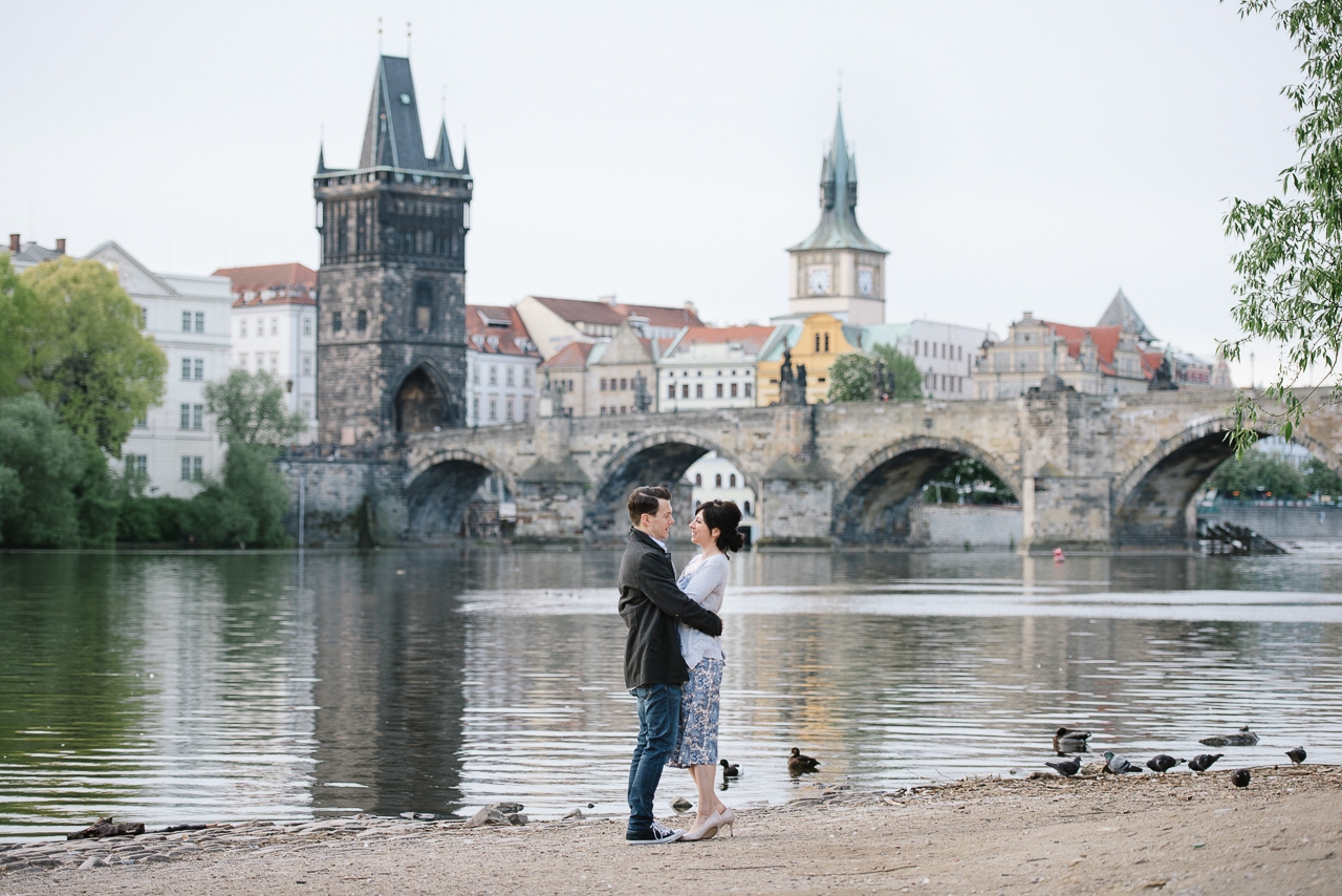 featured photo spot in Prague for proposals photo shoots