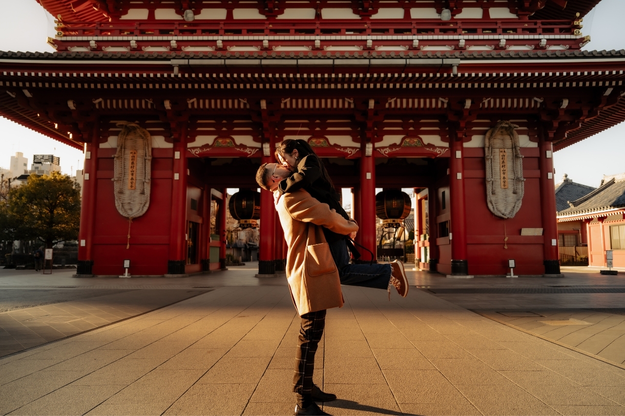 hire a proposal photograhper in Tokyo