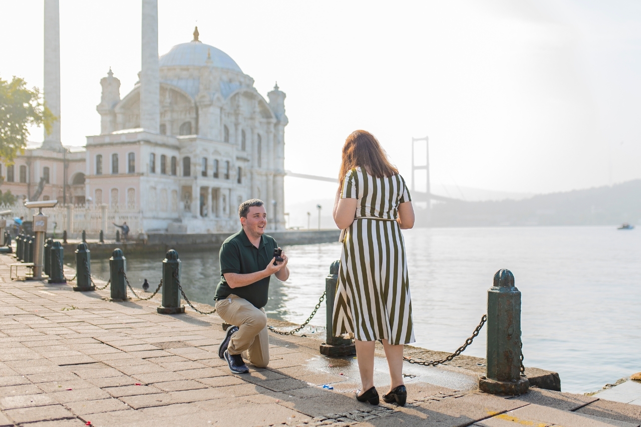 istanbul-proposal-local-lens-ortakoy-mosque