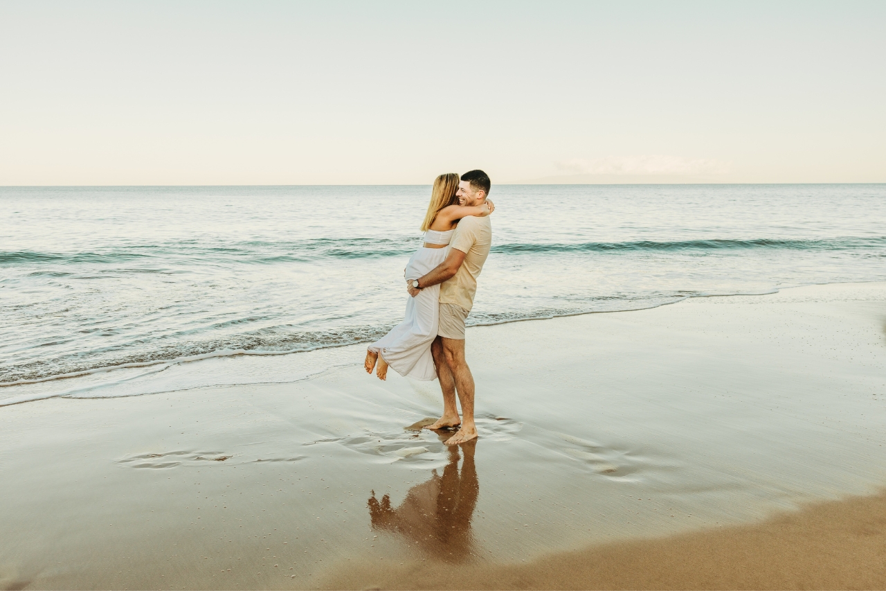 featured photo spot in Maui for proposals photo shoots
