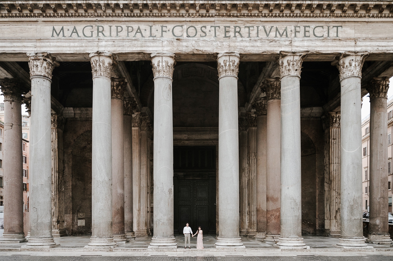 featured photo spot in Rome for proposals photo shoots