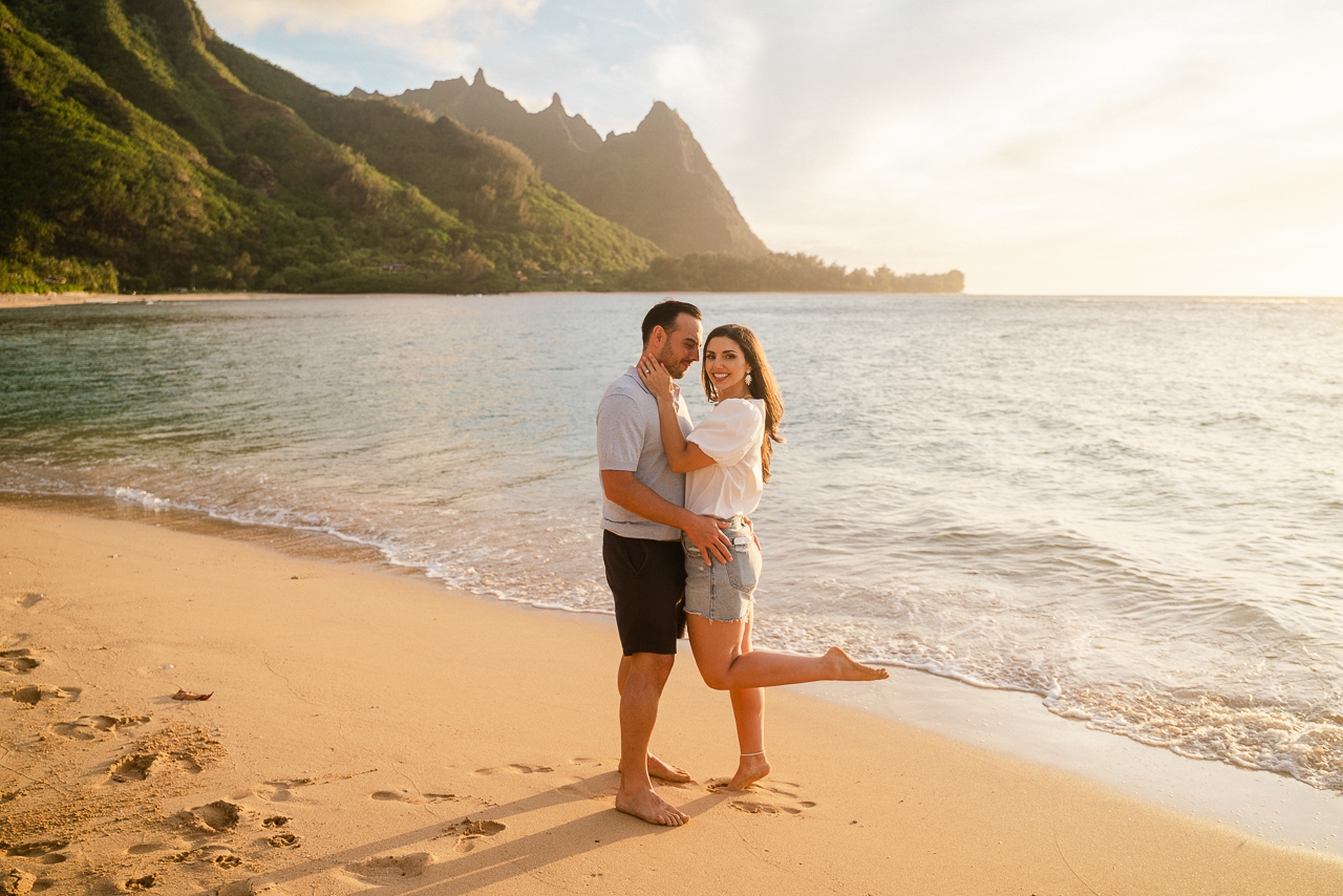 hire a proposal photograhper in Kauai, Hawaii
