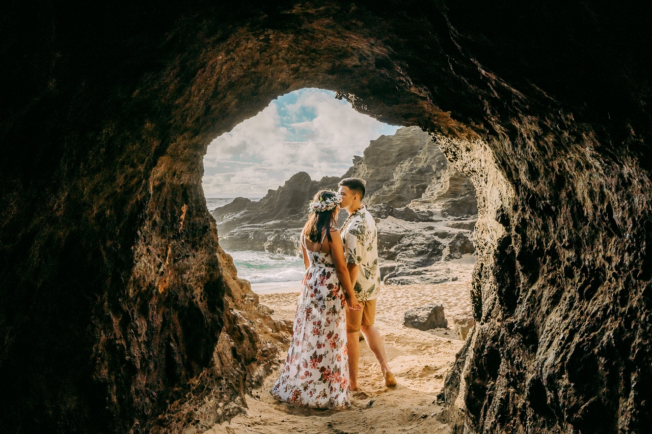 hire a proposal photograhper in Honolulu