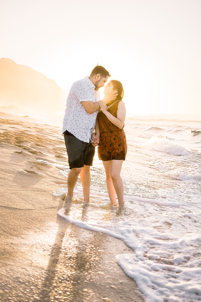 hire a proposal photograhper in Honolulu