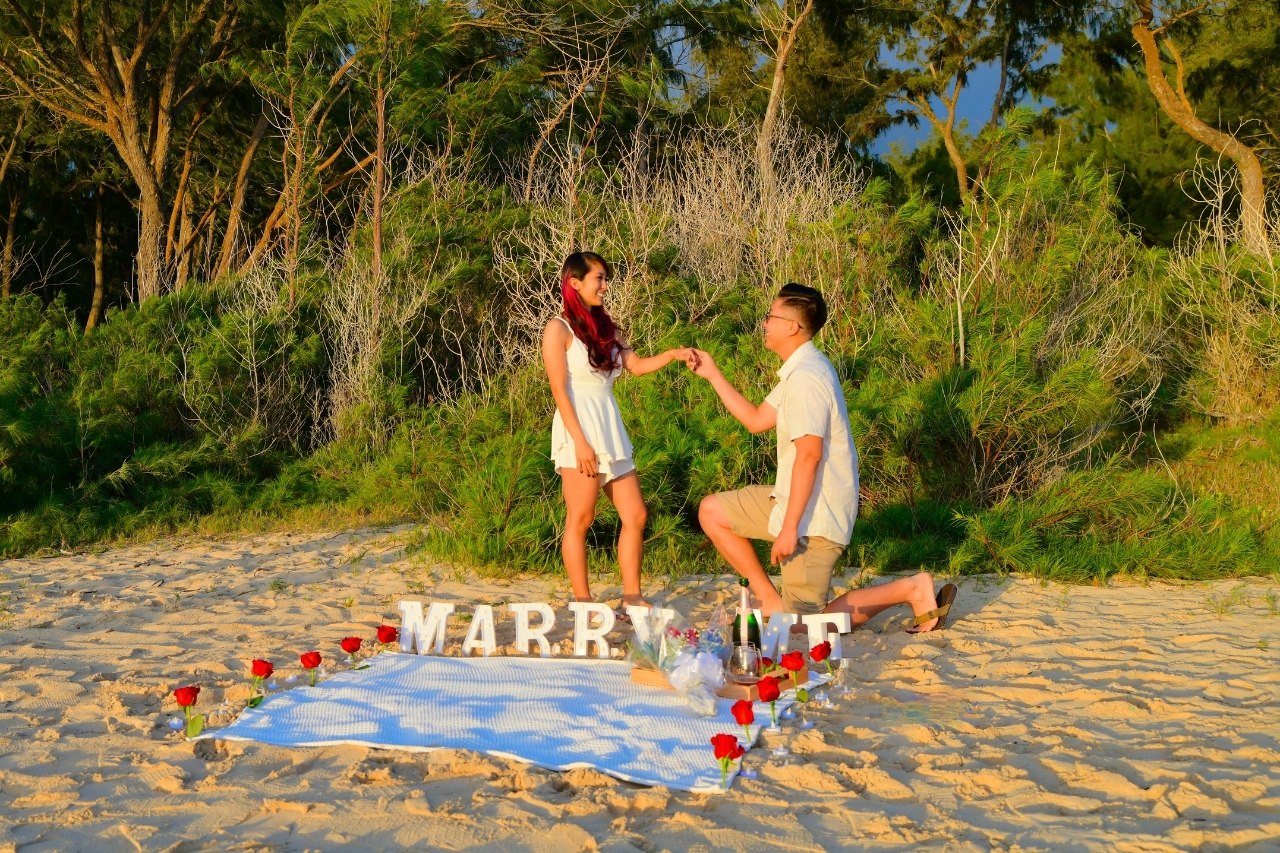 featured photo spot in Honolulu for proposals photo shoots