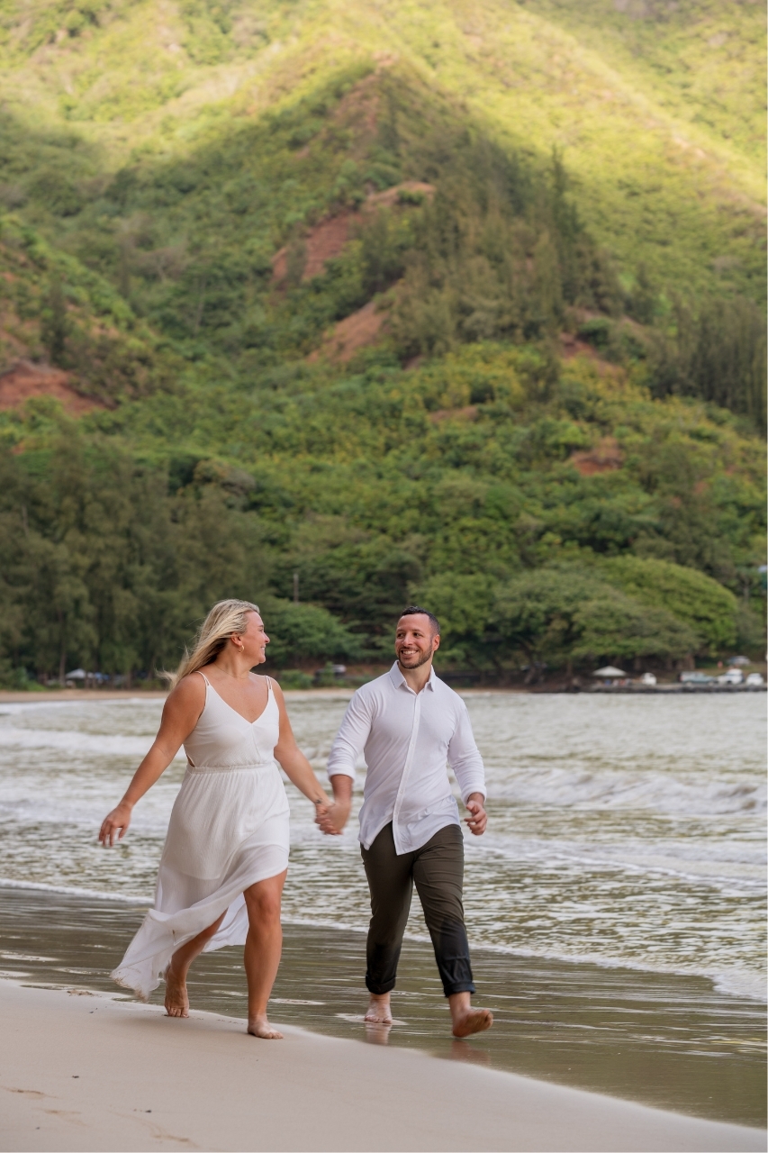 featured photo spot in Honolulu for proposals photo shoots gallery