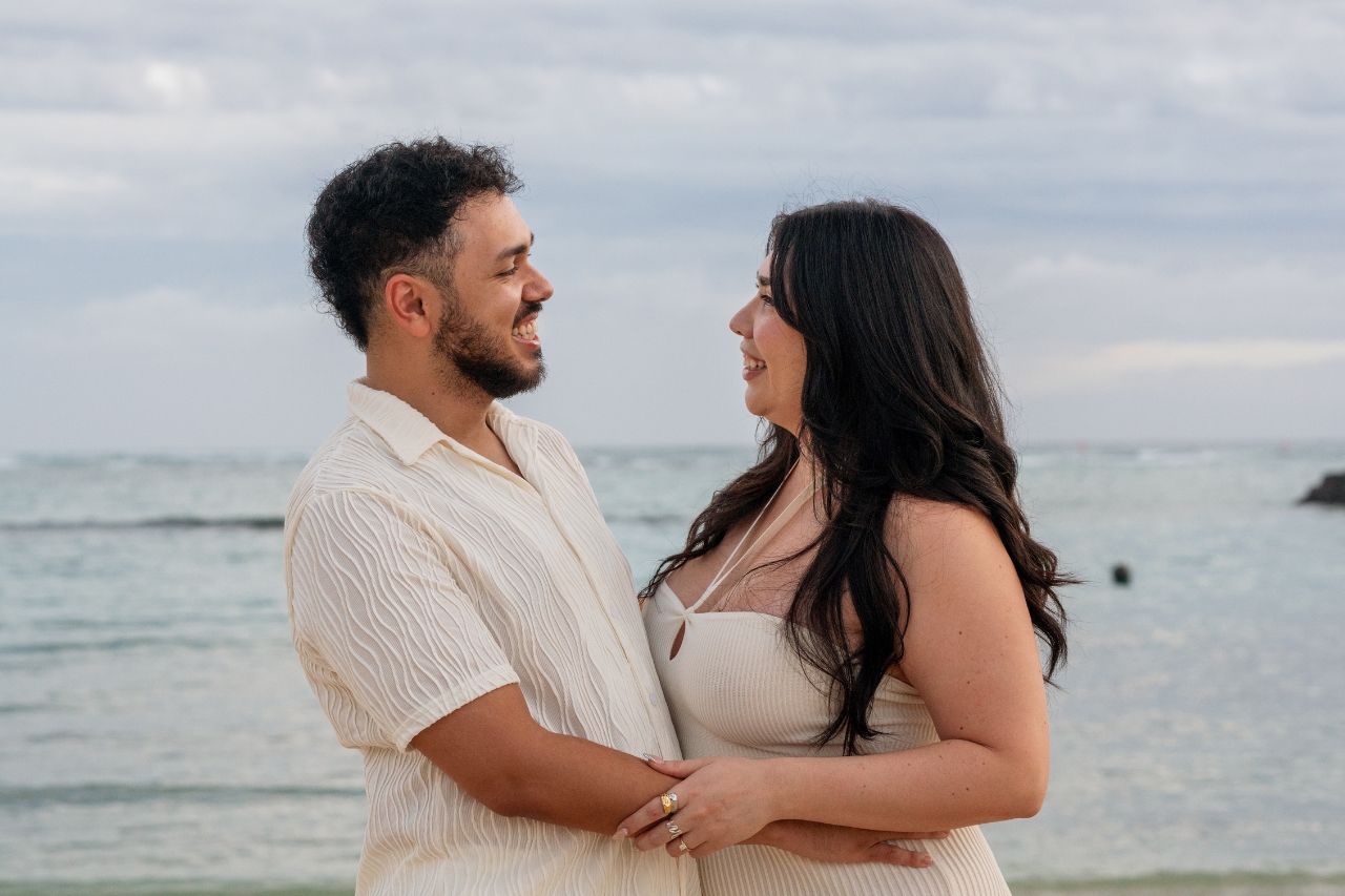 featured photo spot in Honolulu for proposals photo shoots gallery
