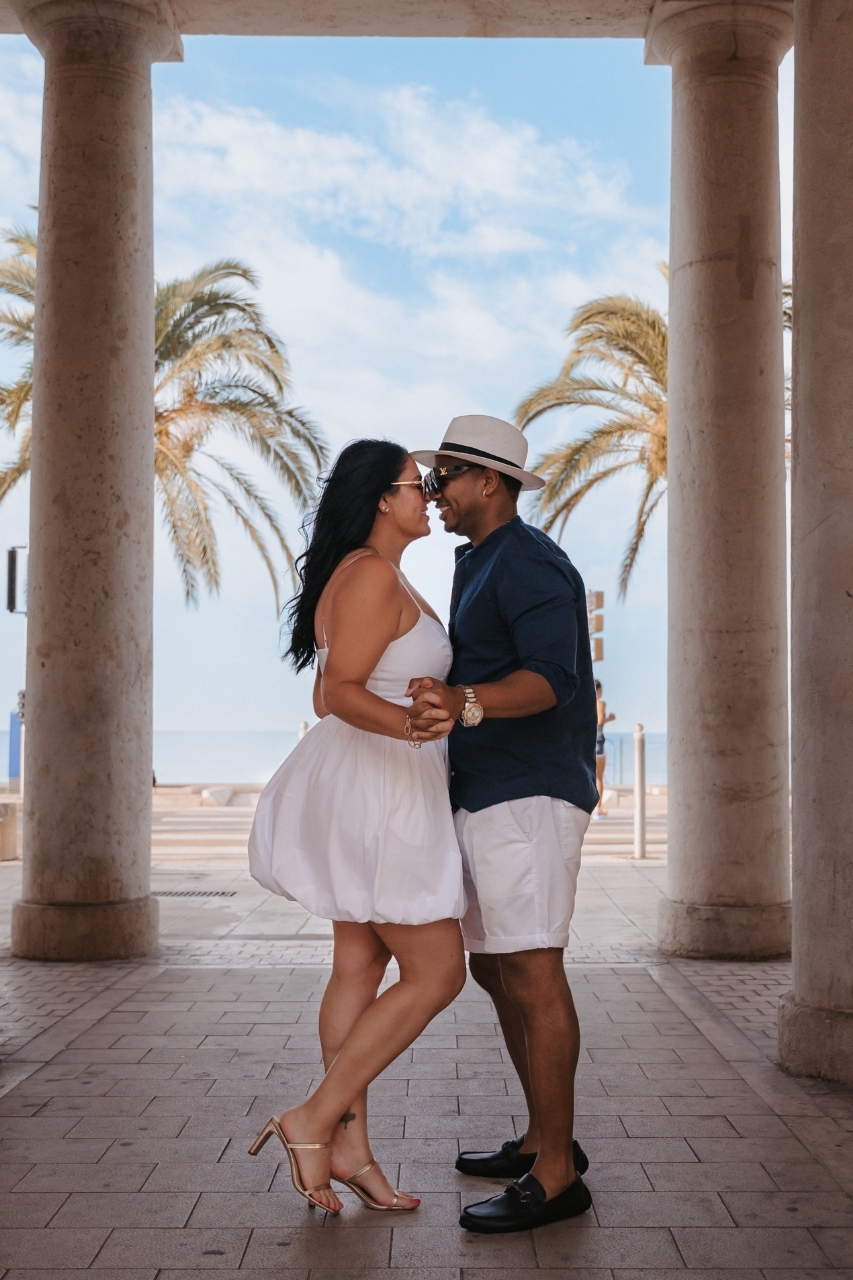 hire a proposal photograhper in French Riviera