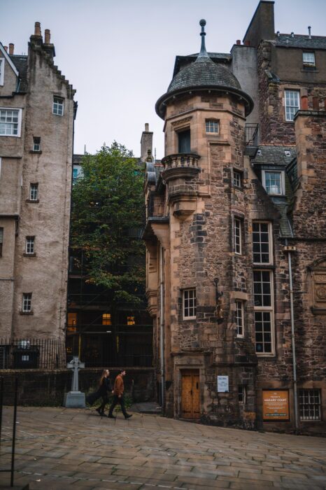 local-lens-edinburgh-scotland-family