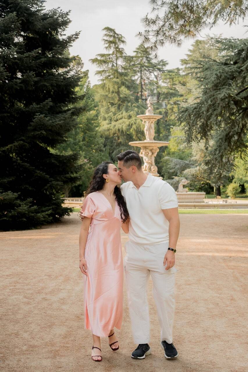 featured photo spot in Madrid for proposals photo shoots gallery