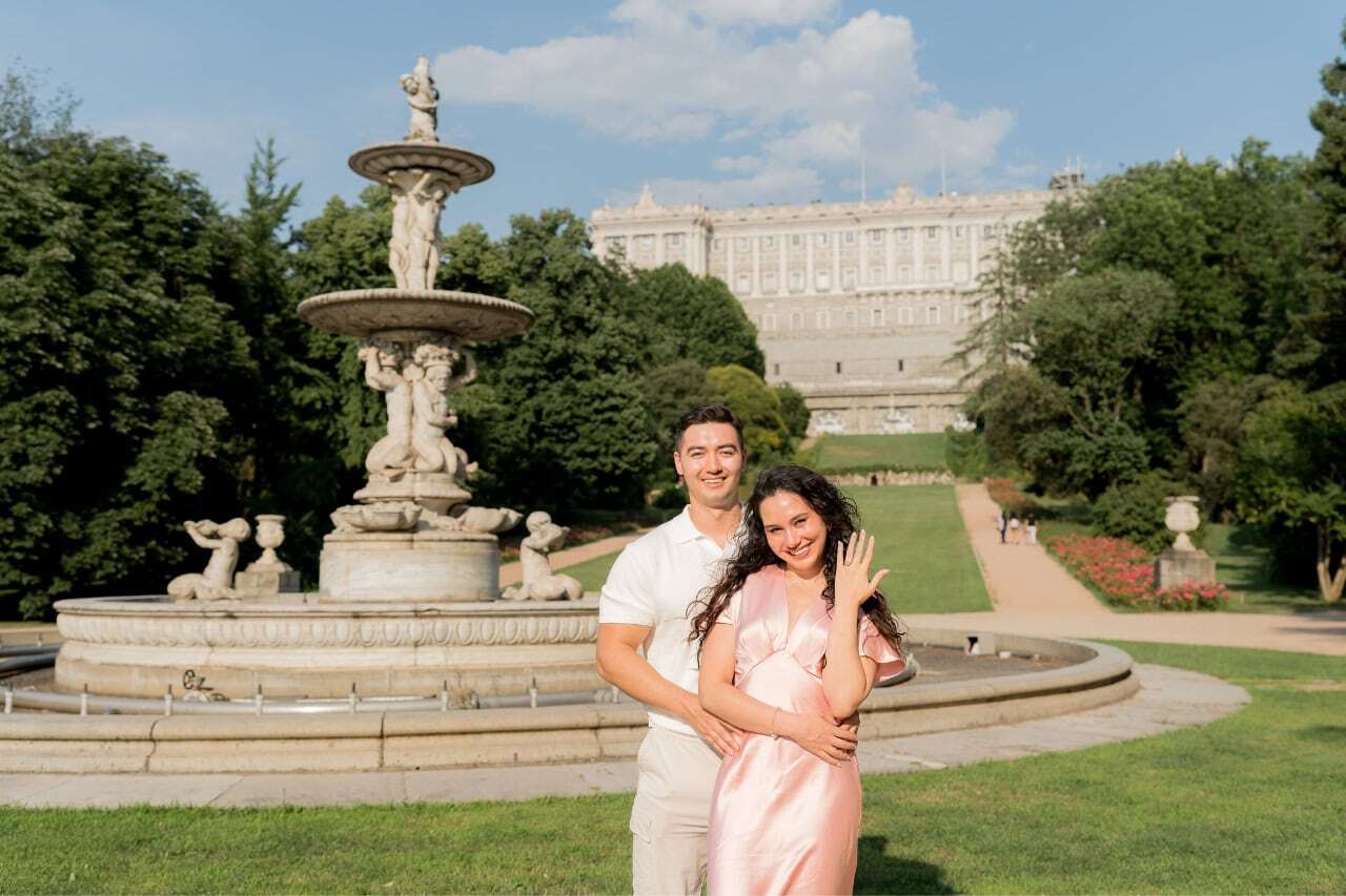 featured photo spot in Madrid for proposals photo shoots gallery