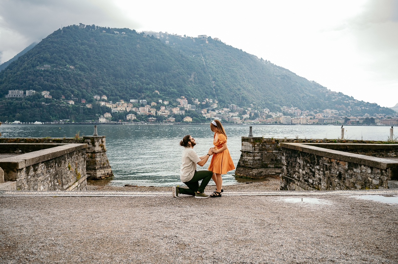 featured photo spot in Lake Como for proposals photo shoots