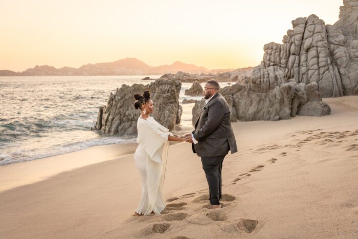 mexico-couple-local-lens-El Arco-Cabo- San-Lucas